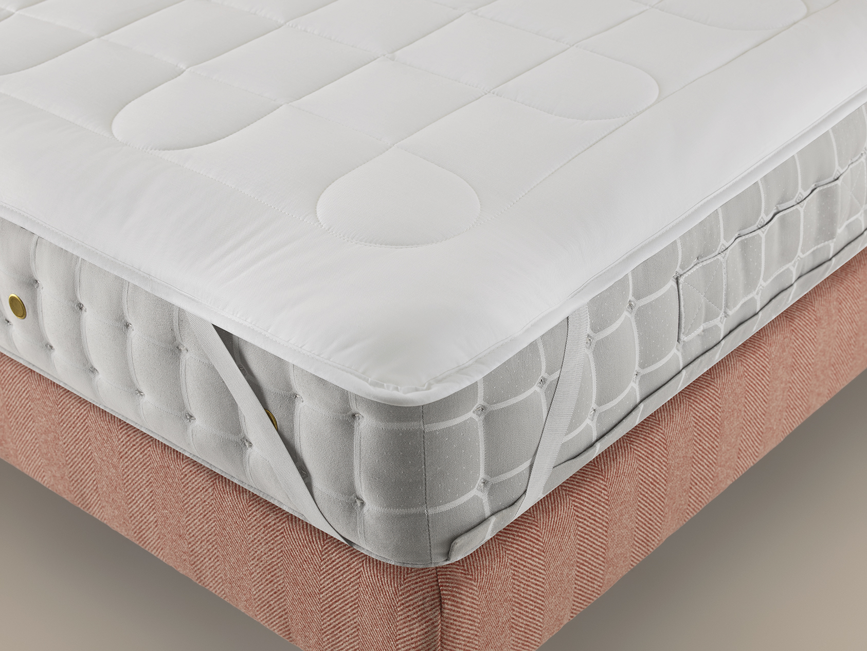 How to Clean Your Mattress Protector