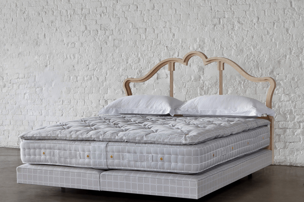 SAVOIR_VEGAN_BED_SIDE_HR_JPEGcopy